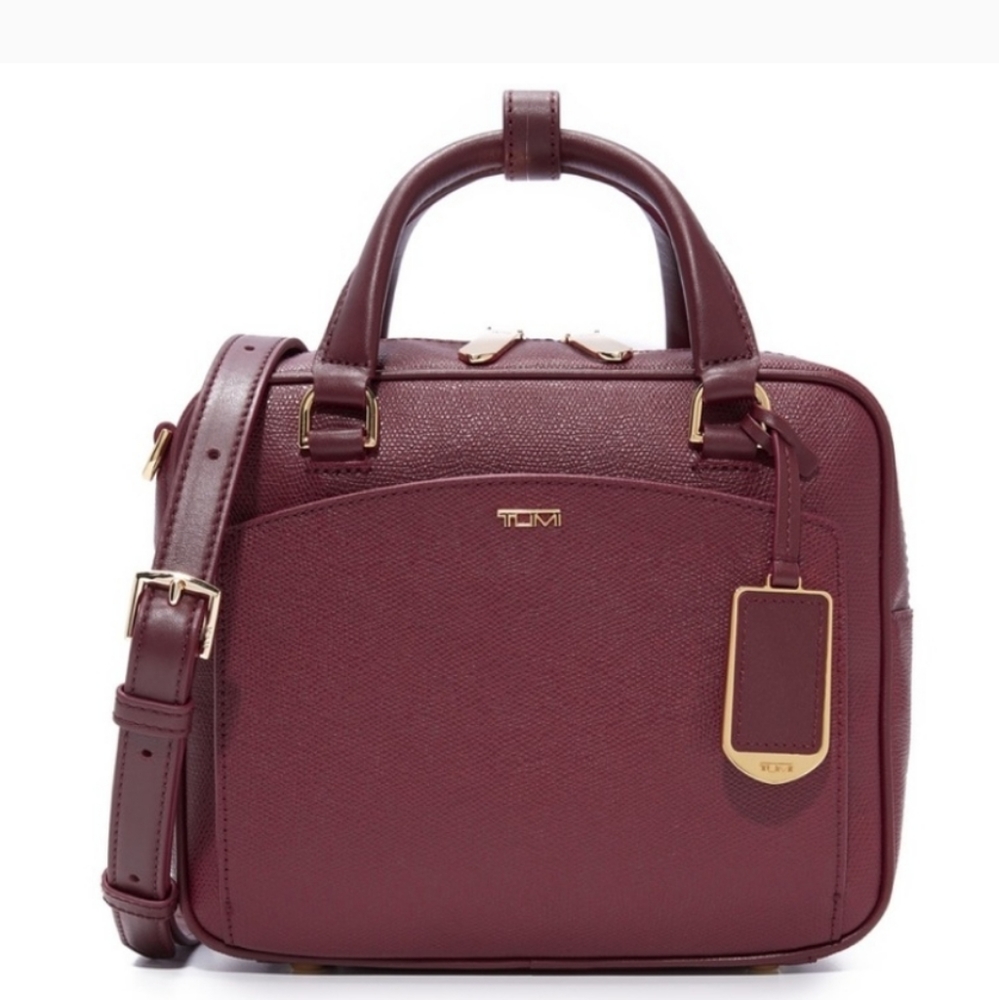 NWOT Tumi Sinclair Aidan Crossbody/Shoulder Bag in Bungandy